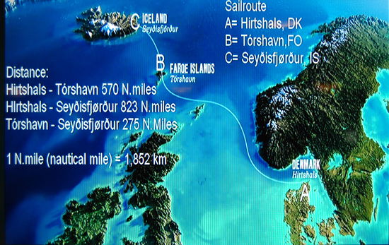 Information auf dem Bildschirm an der Rezeption