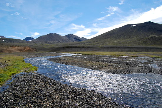 wieder in einem Flußbett
