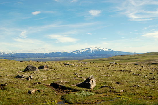 Blick über die Hochebene zur Hekla