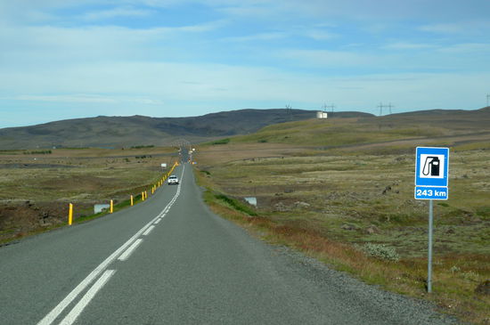 nächste Tankstelle in 243 km
