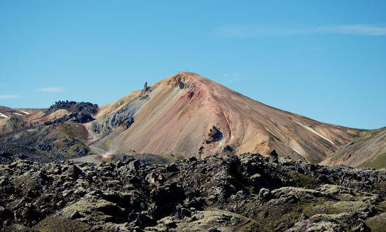 Wanderung durch das Lavafeld