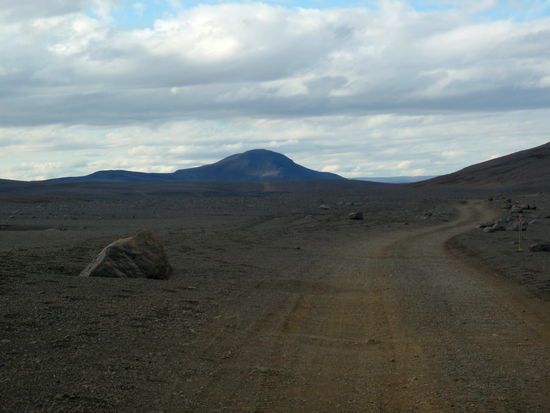 der Weg führte über die Berge