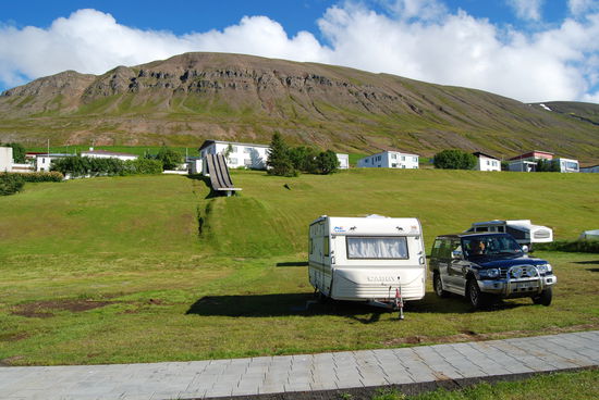 zum Glück lag kein Schnee und so fand kein Skispringen statt, unser Stellplatz