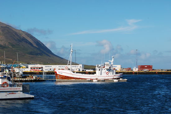 an seinem Liegeplatz