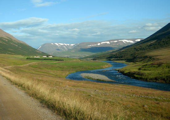 weiter durch Dalsmynni