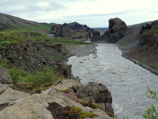 Blick in Richtung Hljóðaklettar