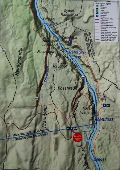 Informationstafel am Parkplatz