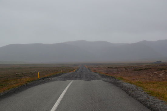hier ging die Asphaltstraße in den Grusväg über