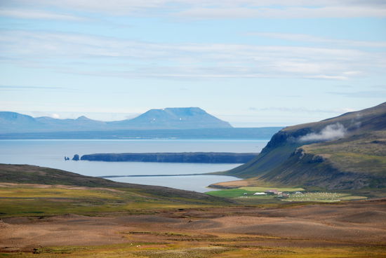 in Richtung Rauðanes