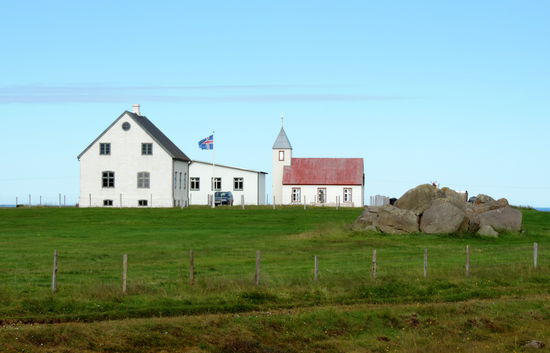Sauðanes, das erste Steinhaus dieser Gegend