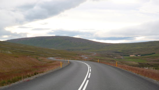 dann stieg die neue Straße 85 zur Fossheiði an