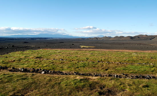 und fanden sogar kleine Grasflächen für die Zelte