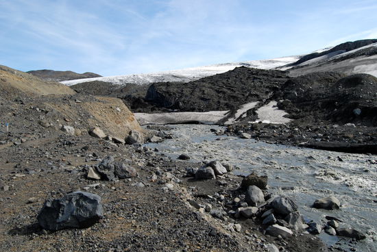 von den Gletschern fließt das Wasser der Volga ins Tal