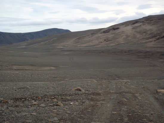auf der teilweise kaum die Fahrspuren erkennbar waren