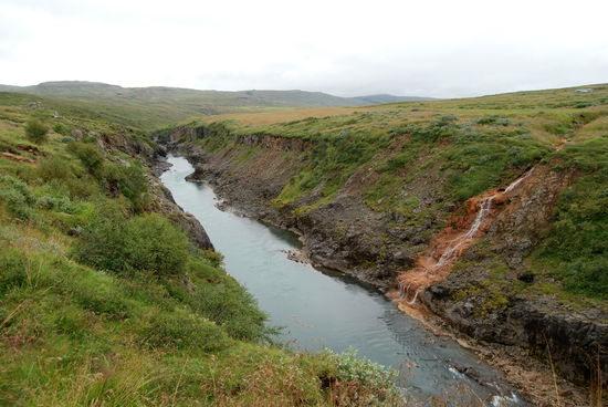 die Jökulsá á Brú vom Parkplatz an der N1 aus