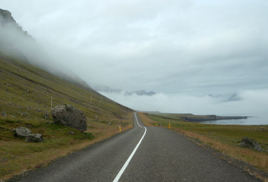 und Wolken lagen oft auf der Straße
