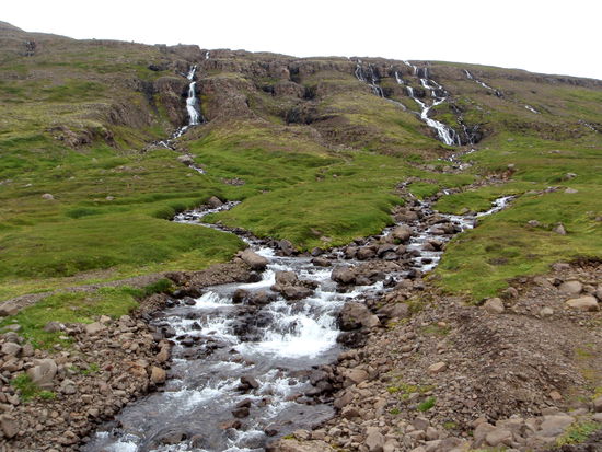 überall gab es Wasserfälle