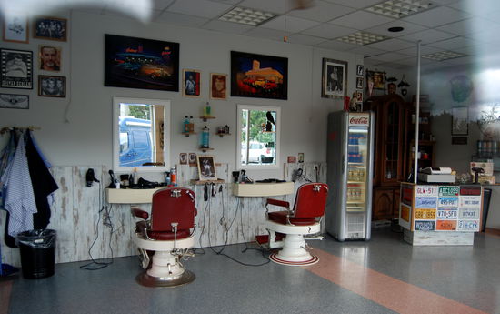 Frisör mit historischer Einrichtung