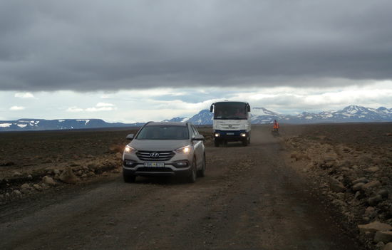 Radfahrer mit Gegenverkehr