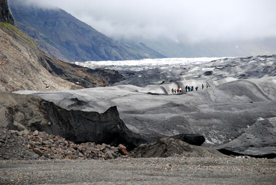Wandergruppe auf dem Gletscher