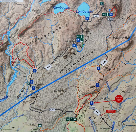Informationstafel an der Gabelung, die F206/207 ist eine Einbahnringstraße