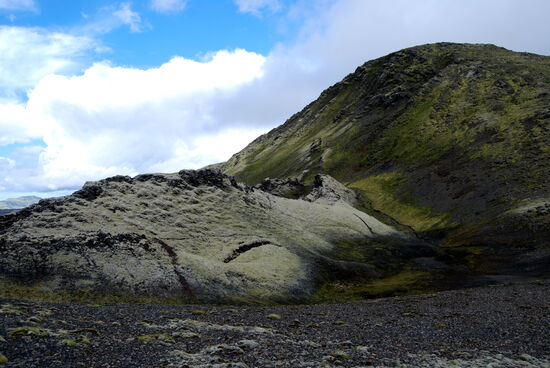 daneben "unser" Krater