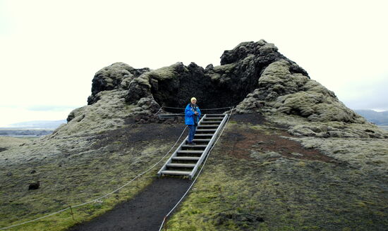 ein Krater zur Besichtigung