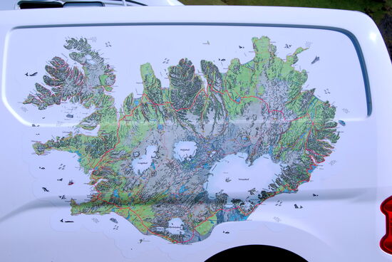 Ísland-Karte auf einem Miet-Camper, wir sind ganz im Süden