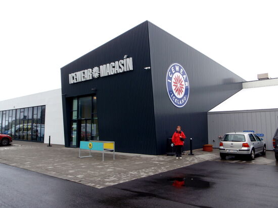 das neue Einkaufszentrum