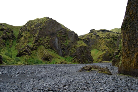 Eingang zur Schlucht Stakkholtsgjá.