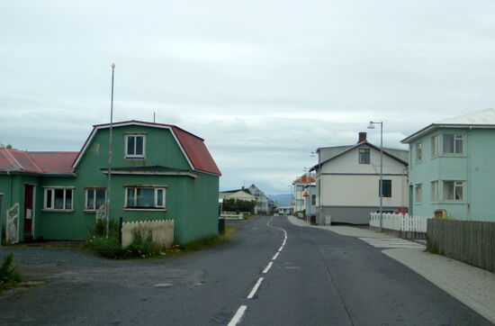 auf der Eyrargata durch Eyrarbakki