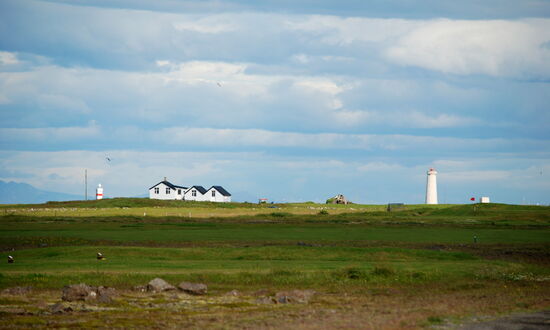 dann kamen die Leuchttürme von Garðskagi in Sicht