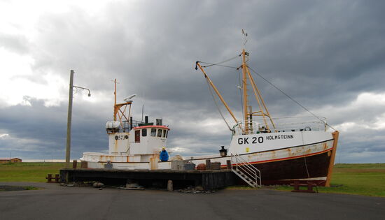 kleiner Fischdampfer