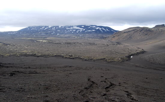 hier sieht man schön das geflossene Lavafeld