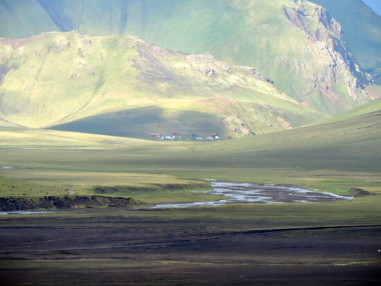 in der Ferne Landmannahellir, unser Ziel