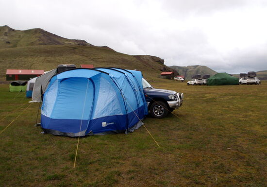 bald hatten wir unser neues Autozelt aufgebaut
