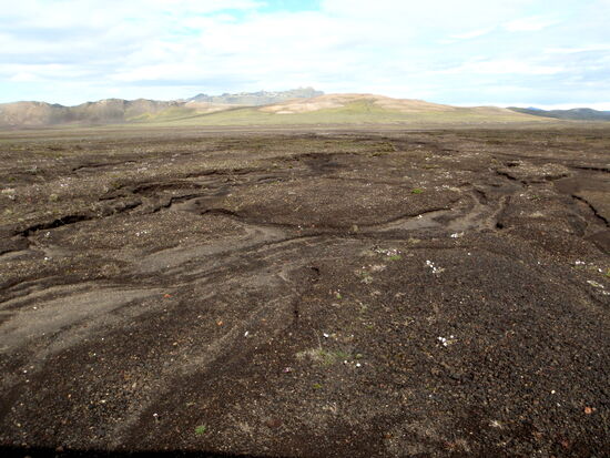 hier war großflächig Wasser geflossen