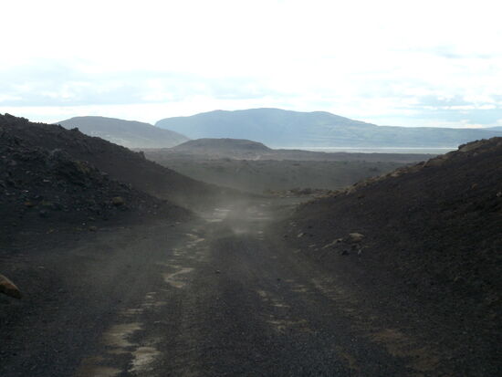und Sand wurde aufgewirbelt