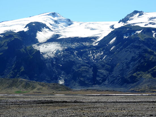 der Eyjafjallajökull mit der Gletscherzunge Gígjökull, wo wir bei unserer Þórsmörk-Fahrt Rast gemacht hatten