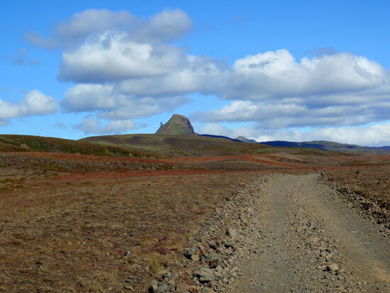 wir fuhren auf den Berg Hrútkollur zu