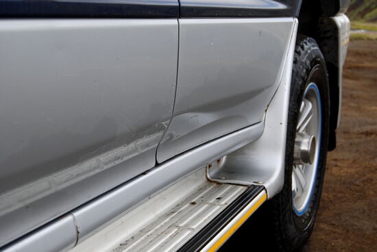 hier kann man den Wasserstand am Auto erkennen