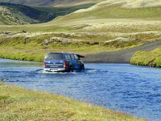 durch den tieferen Teil zur Ausfahrt