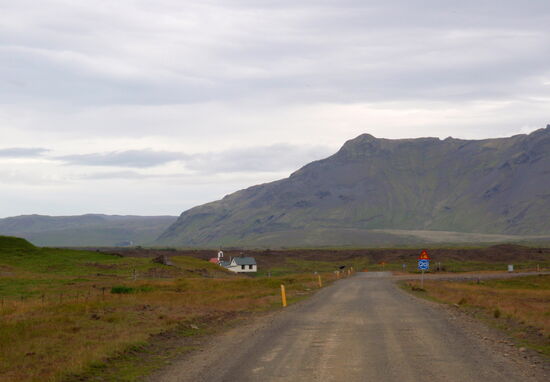 und bald hatten wir den alten Hof Keldur erreicht
