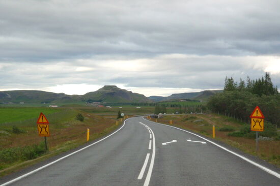einspurige Brücke über die Stóra Laxá