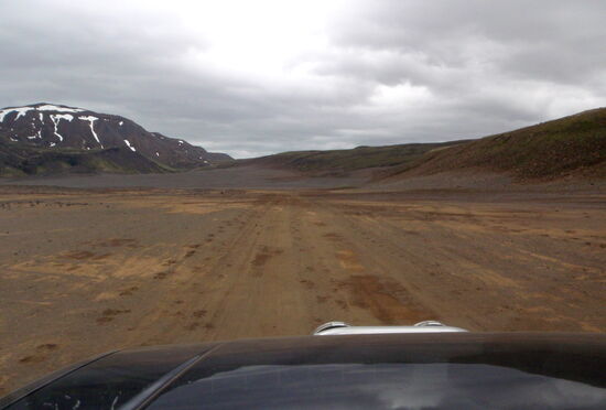 weiter durch die Sandwüste auf Rauðafell zu