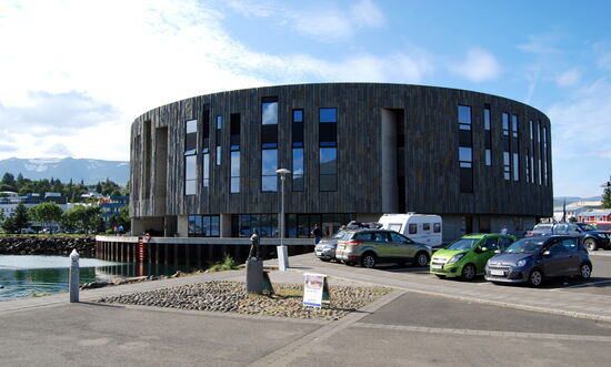 Menningarhúsið Hof mit der Touristeninformation