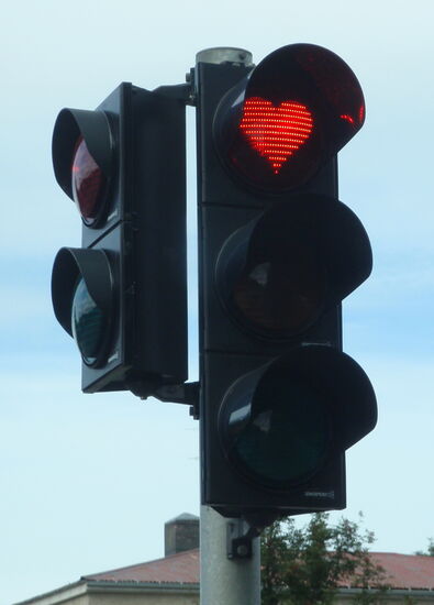 herzliche Aufforderung zu halten