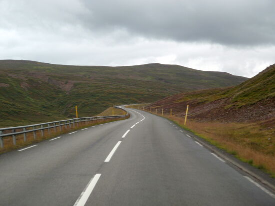 hinauf auf die Víkurskarð