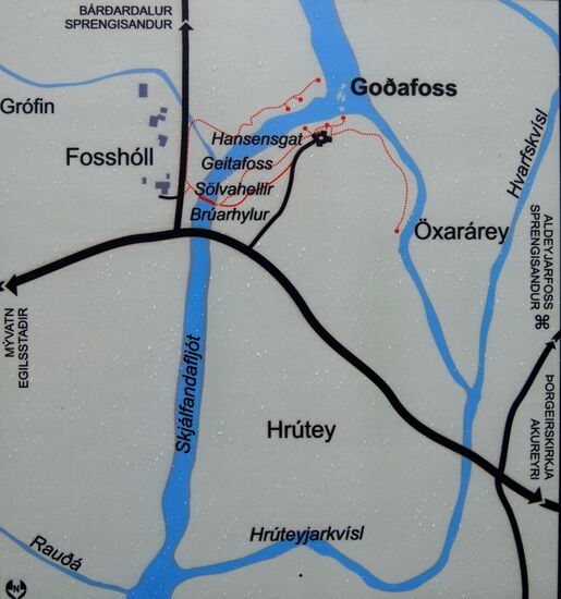 die Umgebung des Goðafoss auf der Informationstafel