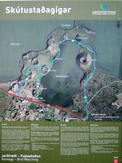 Informationstafel an den Pseudokratern